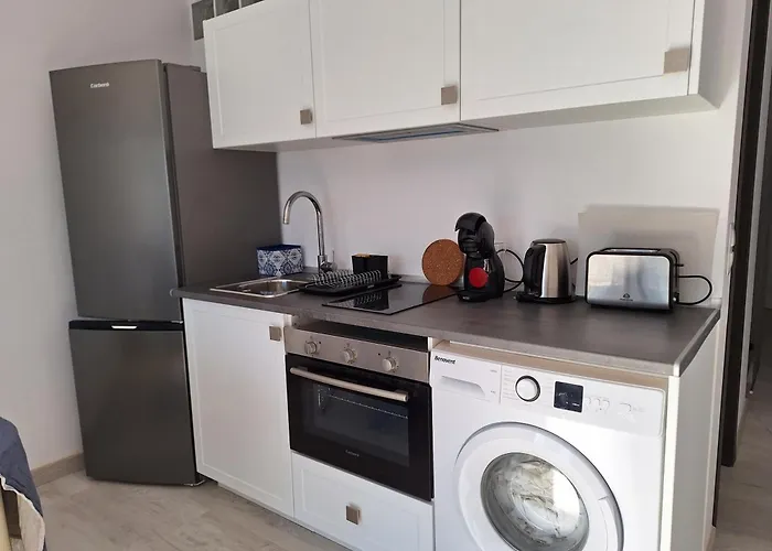 Superb Seaview Apartment Duquesa Port